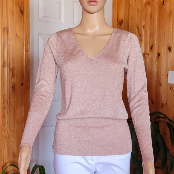 Colour Works Knitted Sweater With V-Neckline - Picture 2 of 7